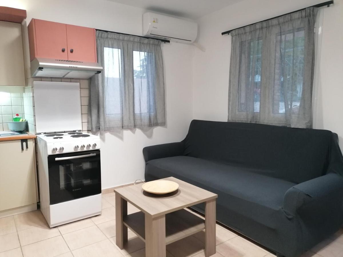 Petite Nafplio Sofos Apartment ภายนอก รูปภาพ