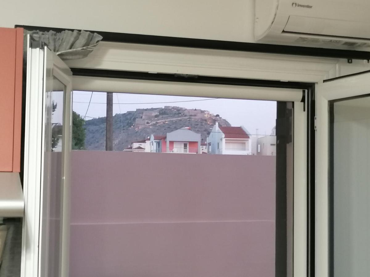 Petite Nafplio Sofos Apartment ภายนอก รูปภาพ