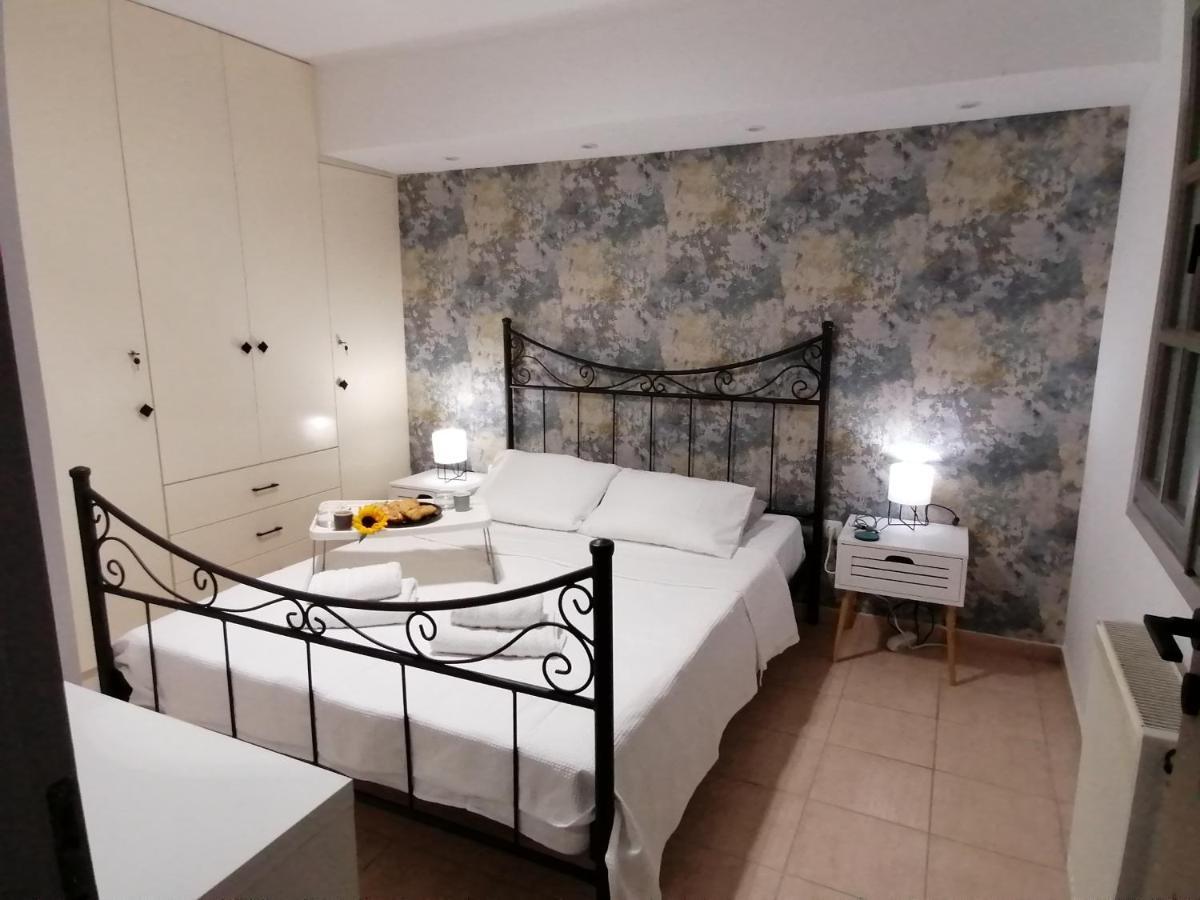 Petite Nafplio Sofos Apartment ภายนอก รูปภาพ